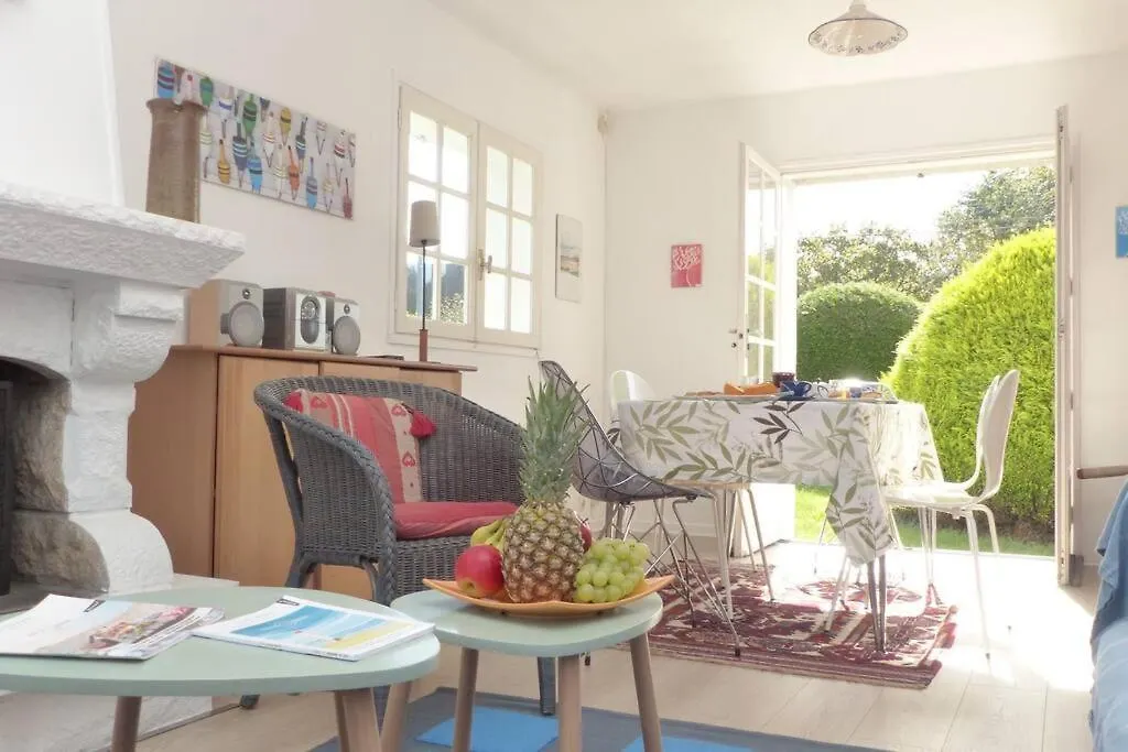 Holiday home Ravissante Maison Traditionnelle Bretonne, Proche Ria D'Etel Belz