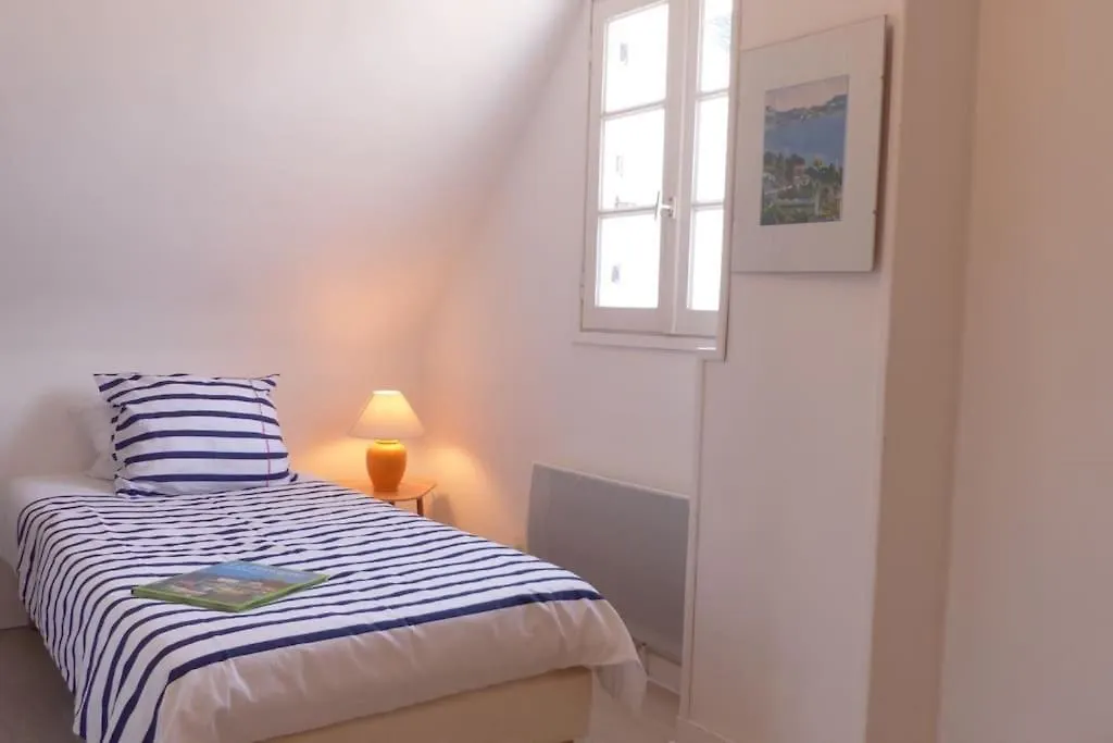 Holiday home Ravissante Maison Traditionnelle Bretonne, Proche Ria D'Etel Belz